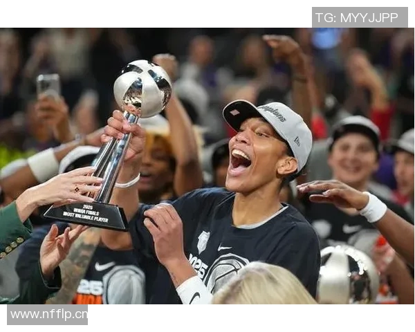 贝弗利谈WNBA球员实力称奇才与黄蜂替补难以匹敌