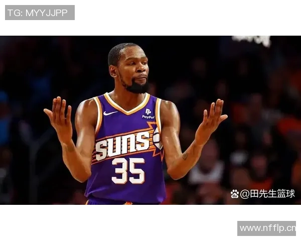 杜兰特赛季开局表现惊艳场均30分高效命中率限制对手运动战表现不佳 杜兰特赛季开局表现惊艳场均30分高效命中率限制对手运动战表现不佳