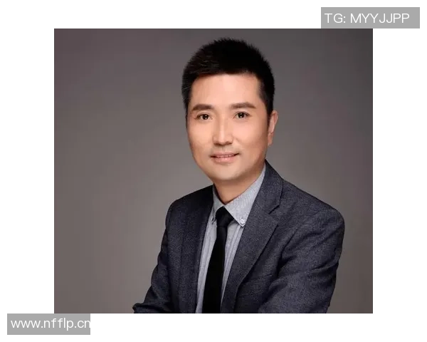 詹俊分析利物浦教练团队转型决心与老问题的持续挑战需耐心应对