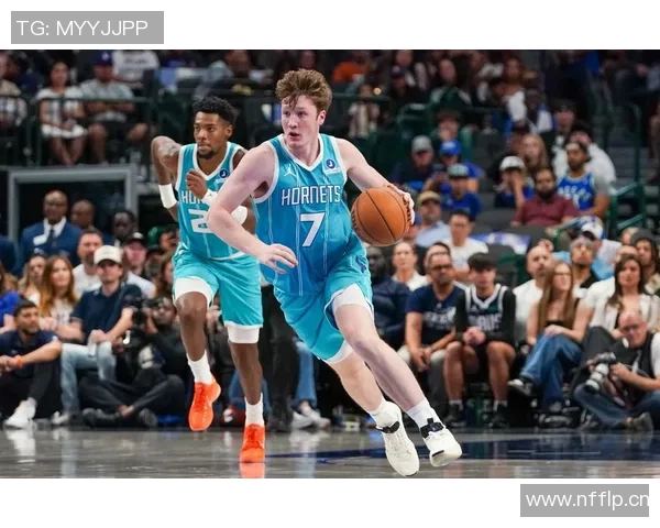 克尼佩尔表现出色助力球队胜利12投7中三分命中率高达55