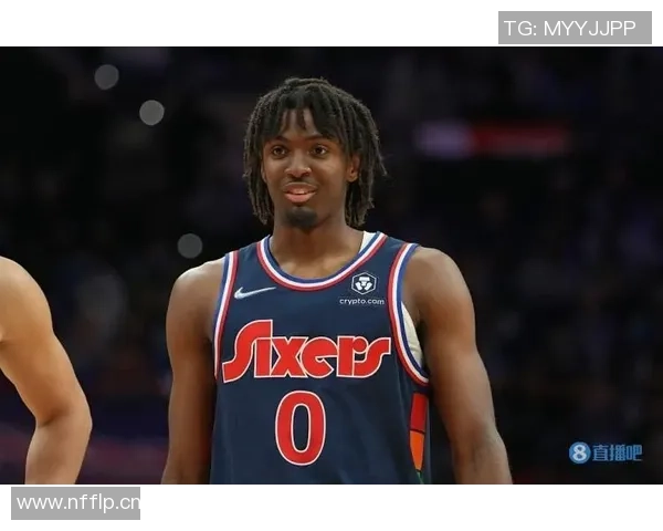 费尔斯表现抢眼15投9中斩获21分5篮板6助攻3抢断尽管有6次失误